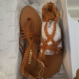 Brand new, never woren Report sandals